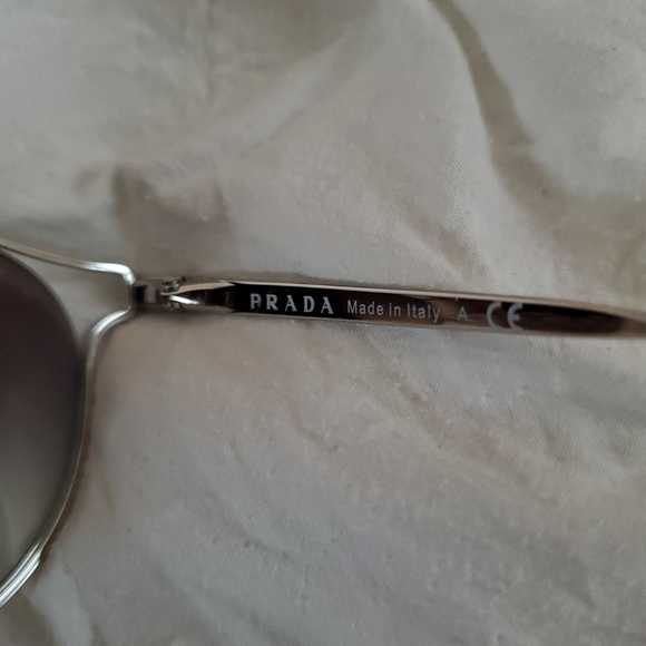 Amazing Prada Gunmetal Sunglasses w/Box Never Worn - Picture 8 of 10